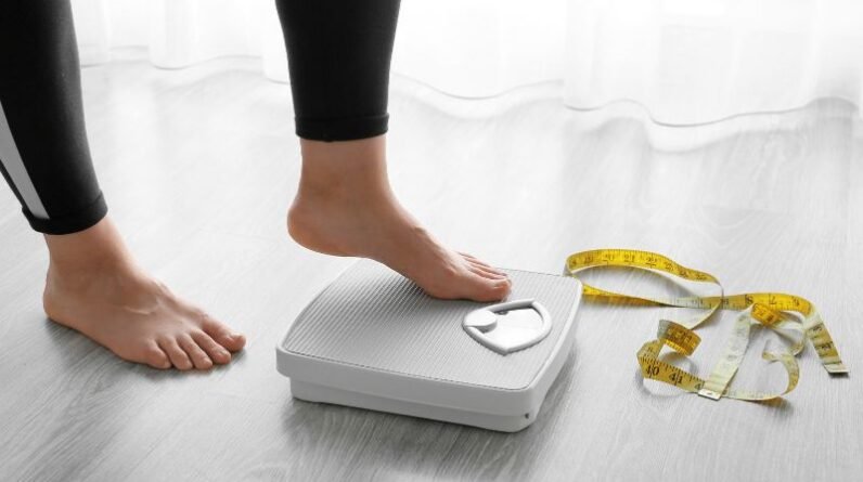 Women: Stay Accountable on Your Weight Loss Journey