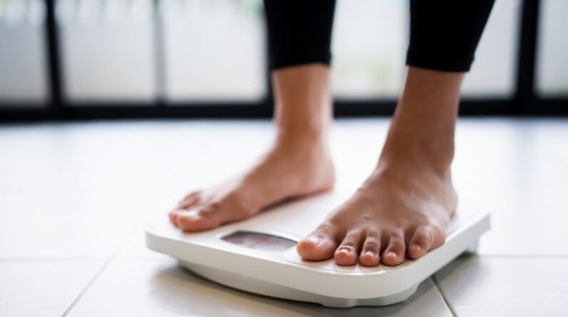 Hormones, Habits, and the Hidden Roadblocks to Women’s Weight Control